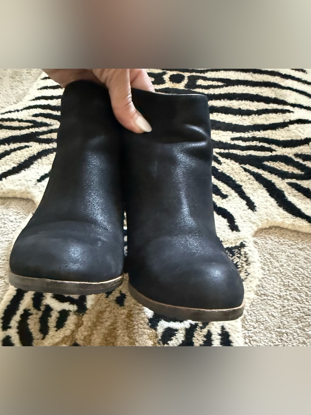 Paolo Suede Wedge Heel booties - Picture 4 of 9